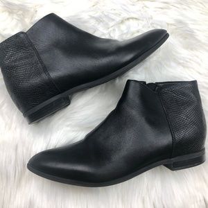 nine west oroyao ankle boots